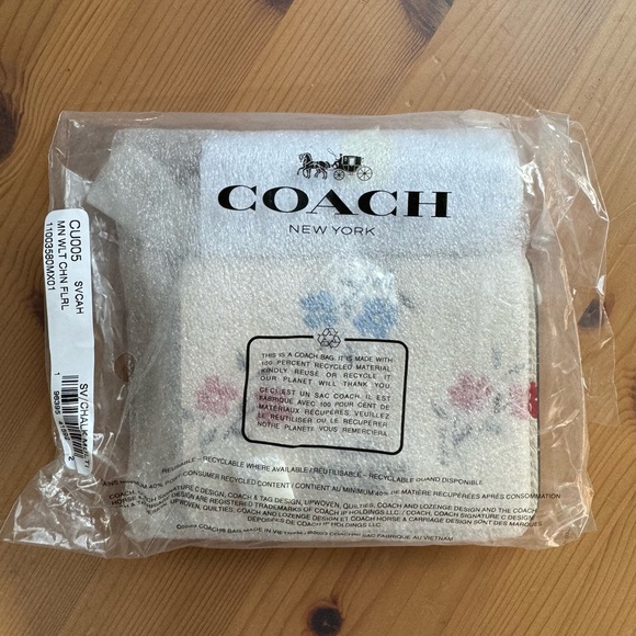 🌸 Coach Mini Wallet On A Chain With Floral Print - Picture 1 of 6